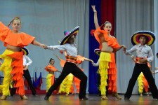 Праздничный концерт "У России много берегов"