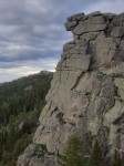 42 Вид на ВАНЮШКИН КАМЕНЬ и гору Синюхувдалике