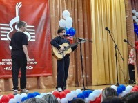 На сцене фестиваля Ушаков Евгений